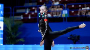 aa q wang zilu chn ph simone ferraro sfa08762 copia